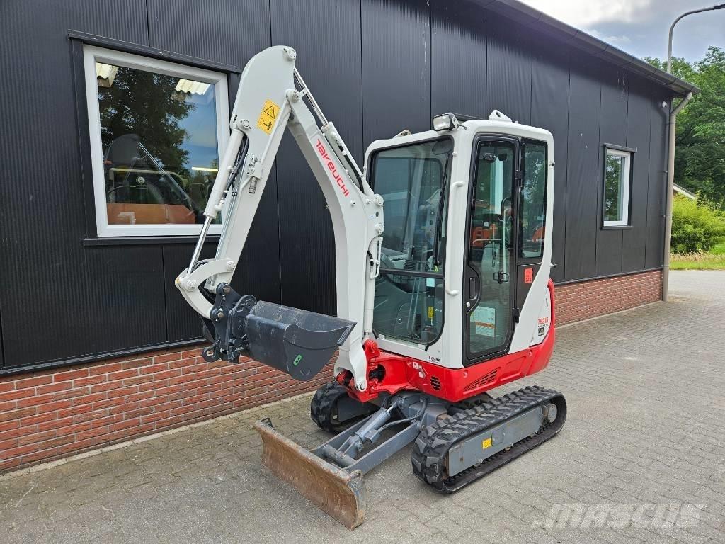 Takeuchi TB 216 Мини-экскаваторы