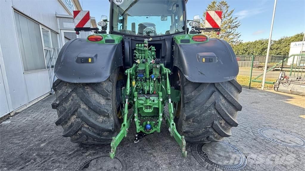 John Deere 6R195 Трактора