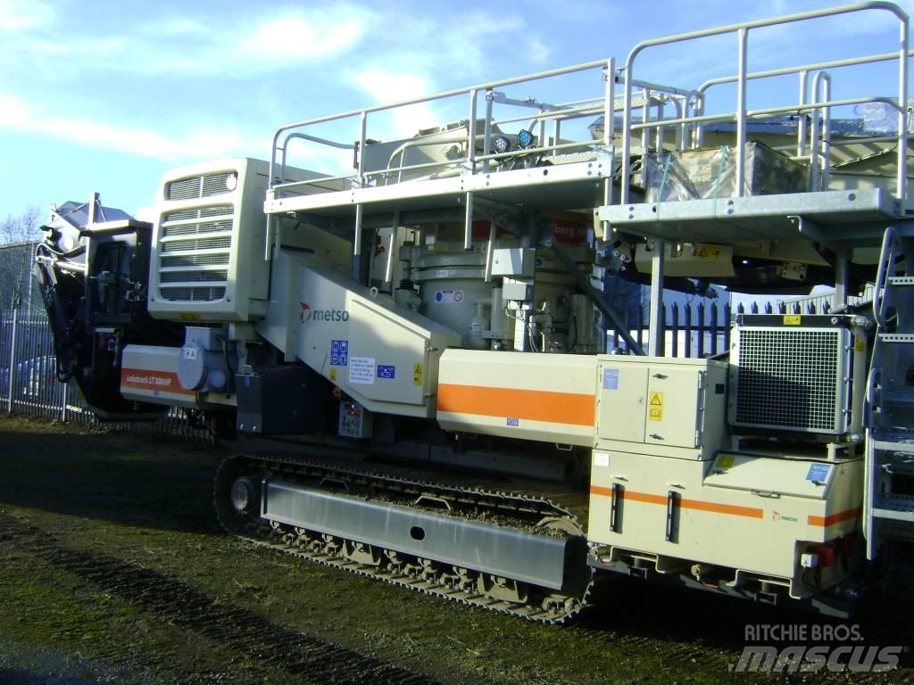Metso LT 300 HP Мобильные дробилки