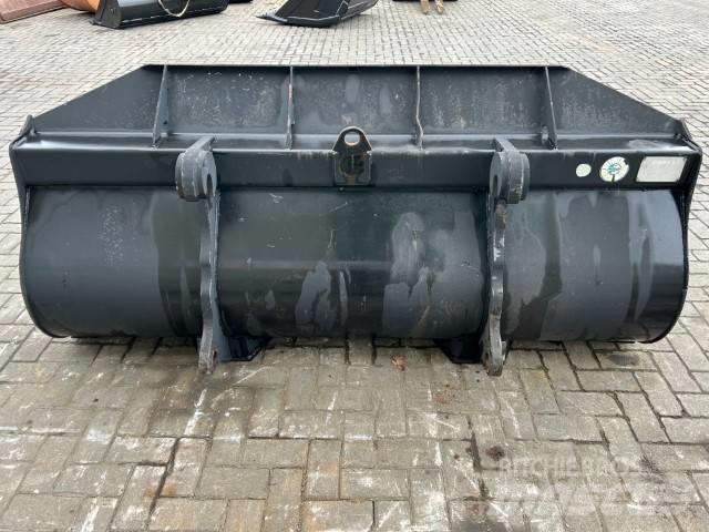 Volvo Bak Ковши