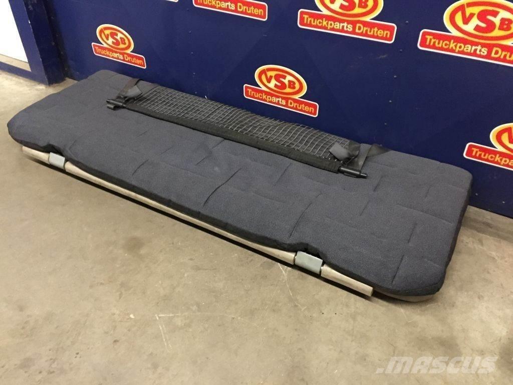 Scania R-serie bed Коммерческий транспорт - Другие