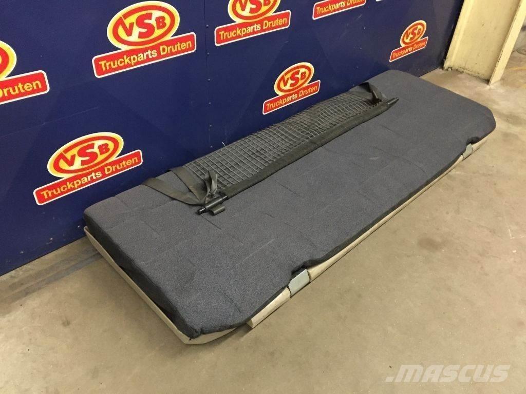 Scania R-serie bed Коммерческий транспорт - Другие