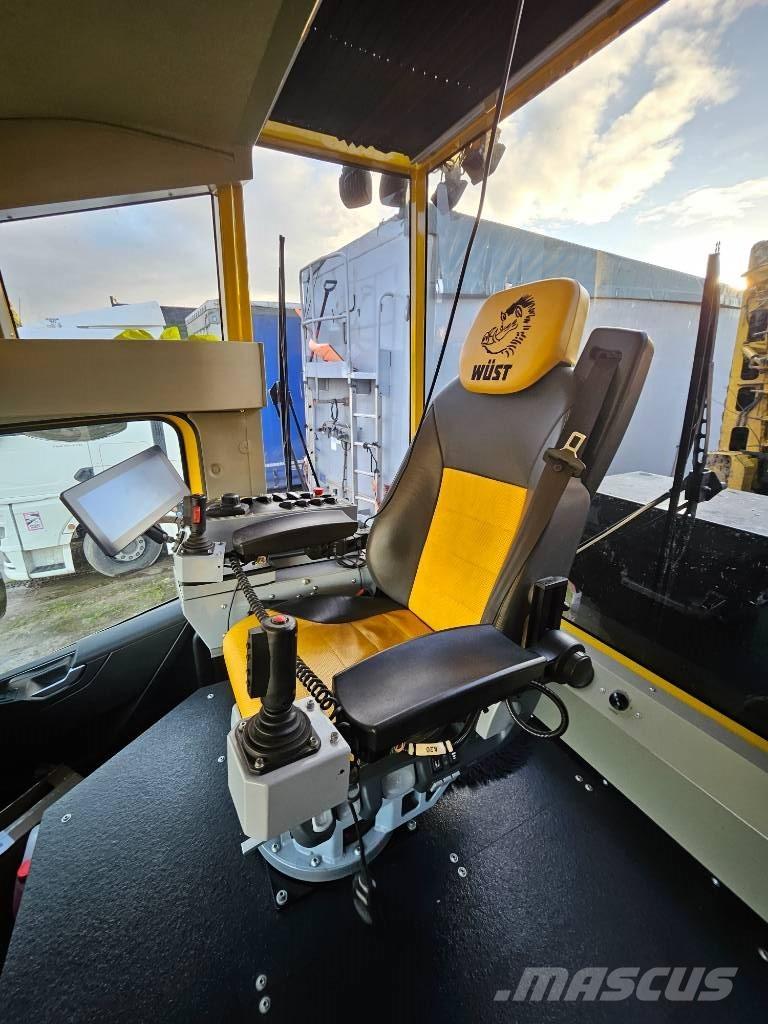  Wust SMC812 Дробилки древесины