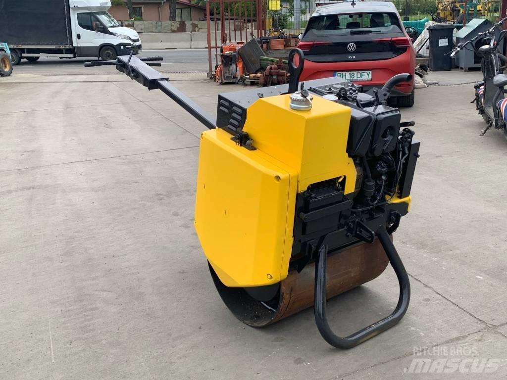 Mecalac MBR 71 Прицепные виброкатки