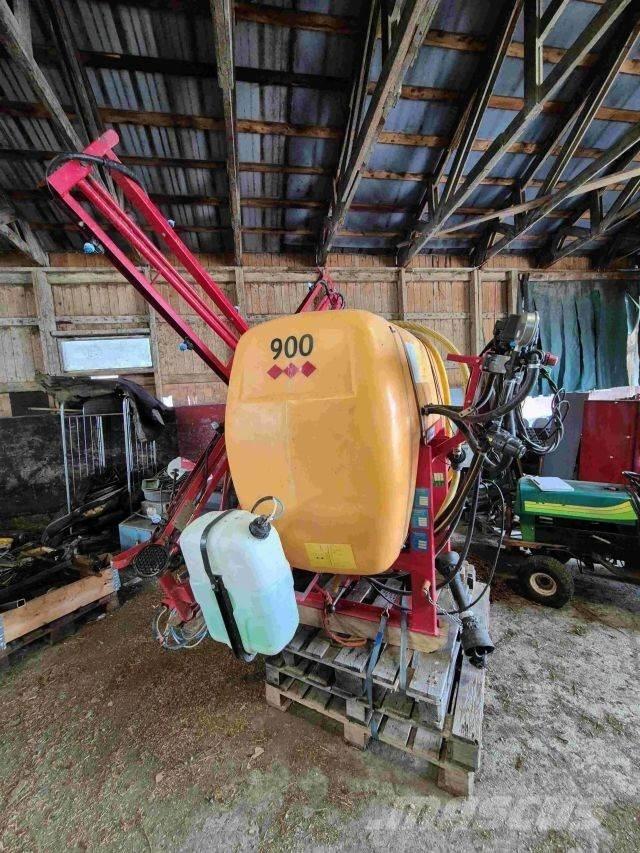 Junkkari 900L Прицепные опрыскиватели
