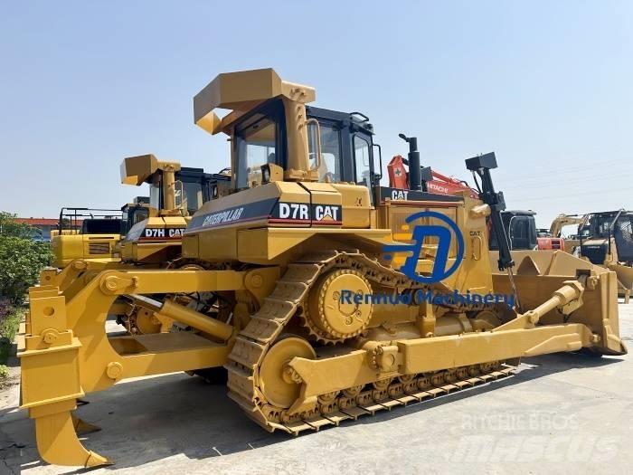 CAT D 7 R Гусеничные бульдозеры