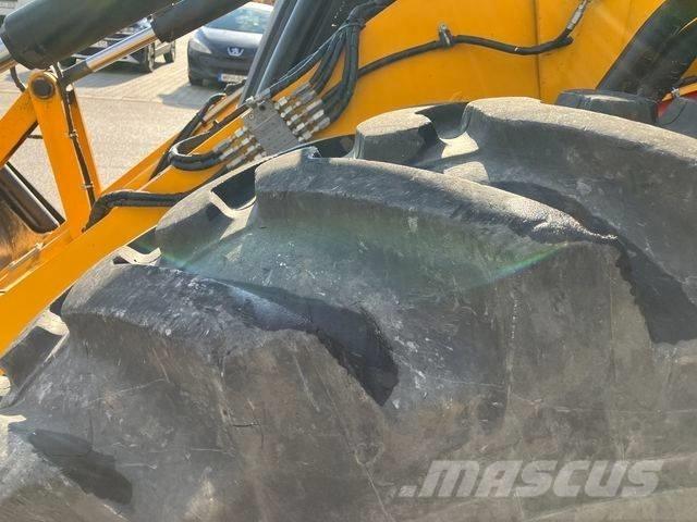 JCB 4 CX Pro Экскаваторы-погрузчики