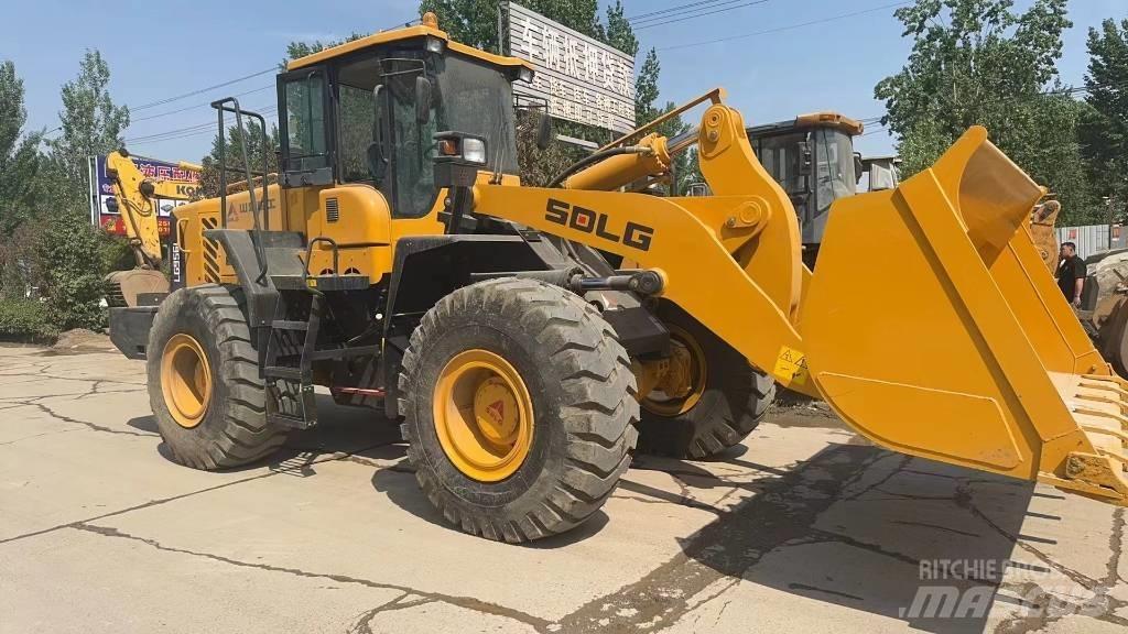 SDLG LG 956 L Фронтальные погрузчики