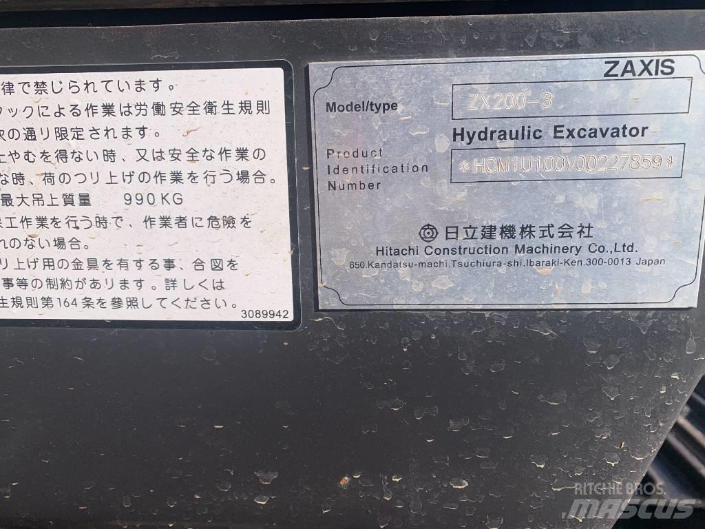 Hitachi Zaxis 200 LC Гусеничные экскаваторы