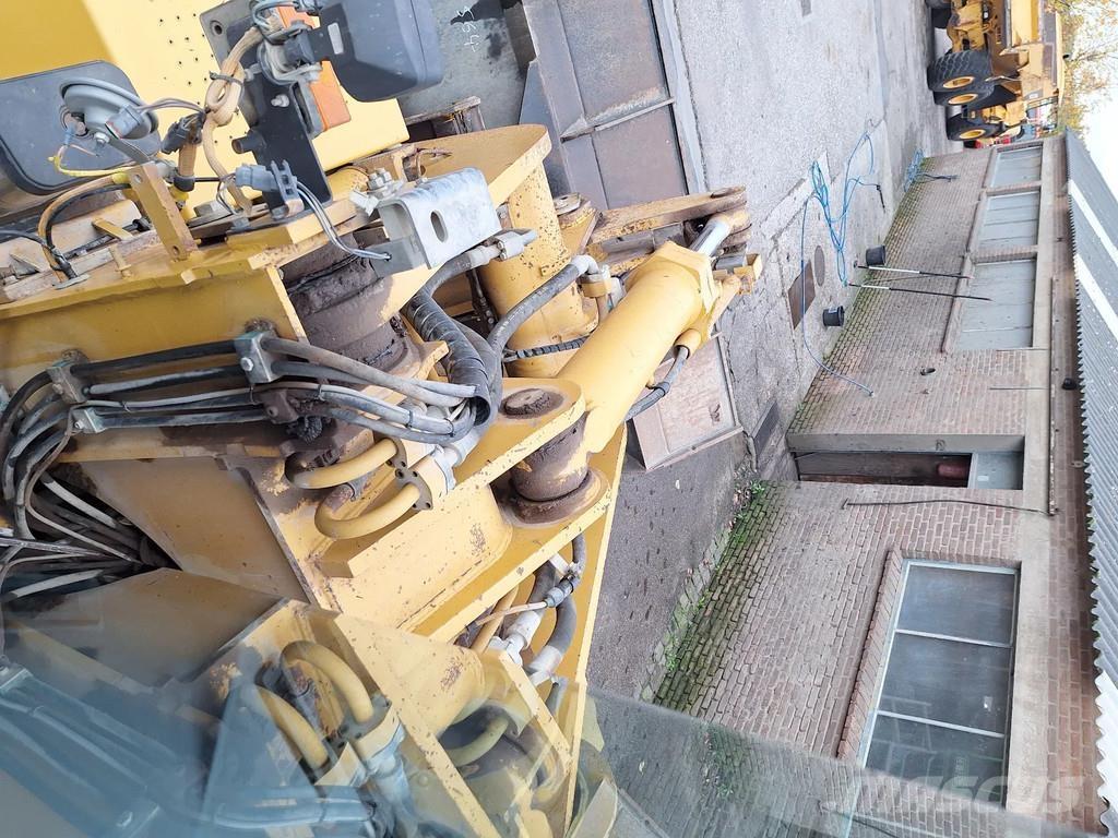 CAT 938G ll Фронтальные погрузчики