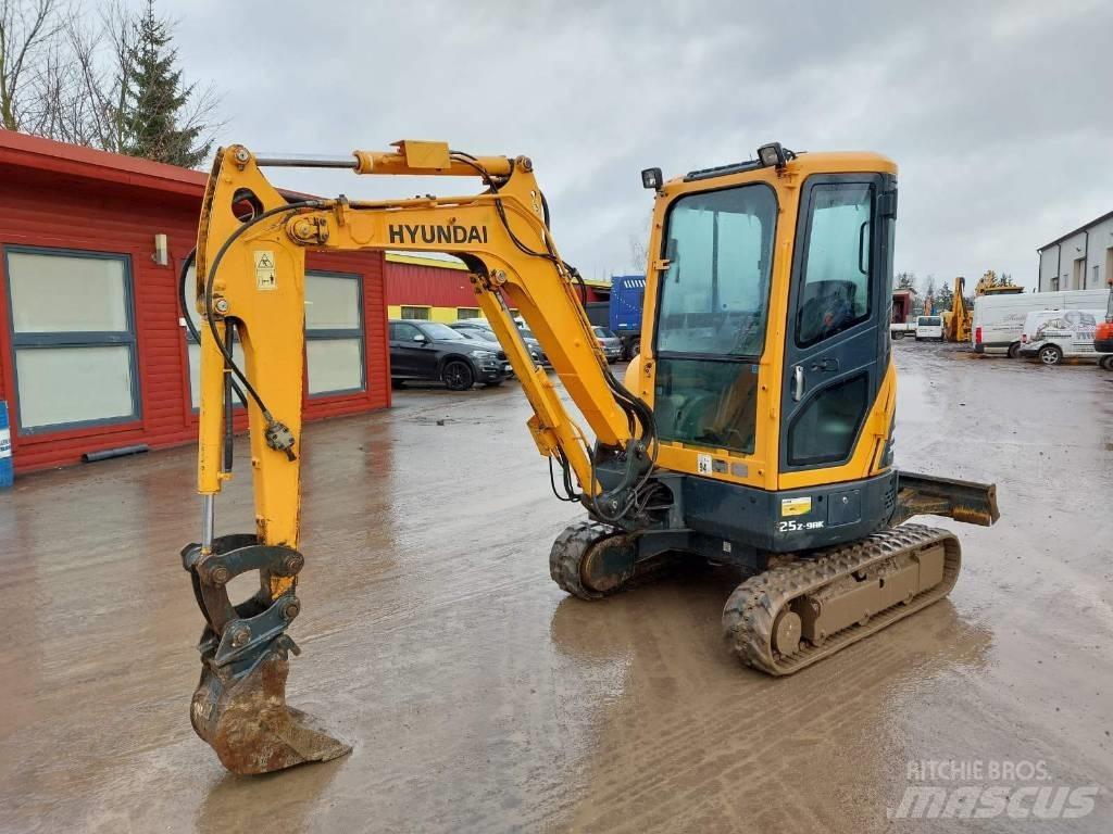 Hyundai R25Z-9AK Мини-экскаваторы
