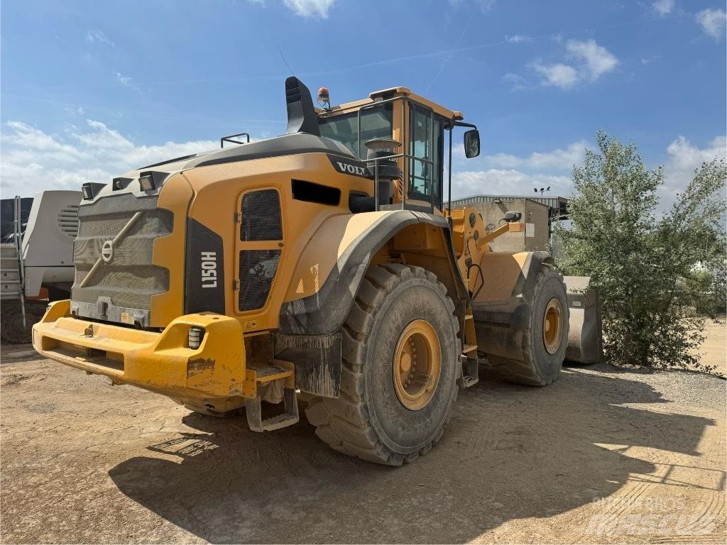 Volvo 150H Фронтальные погрузчики