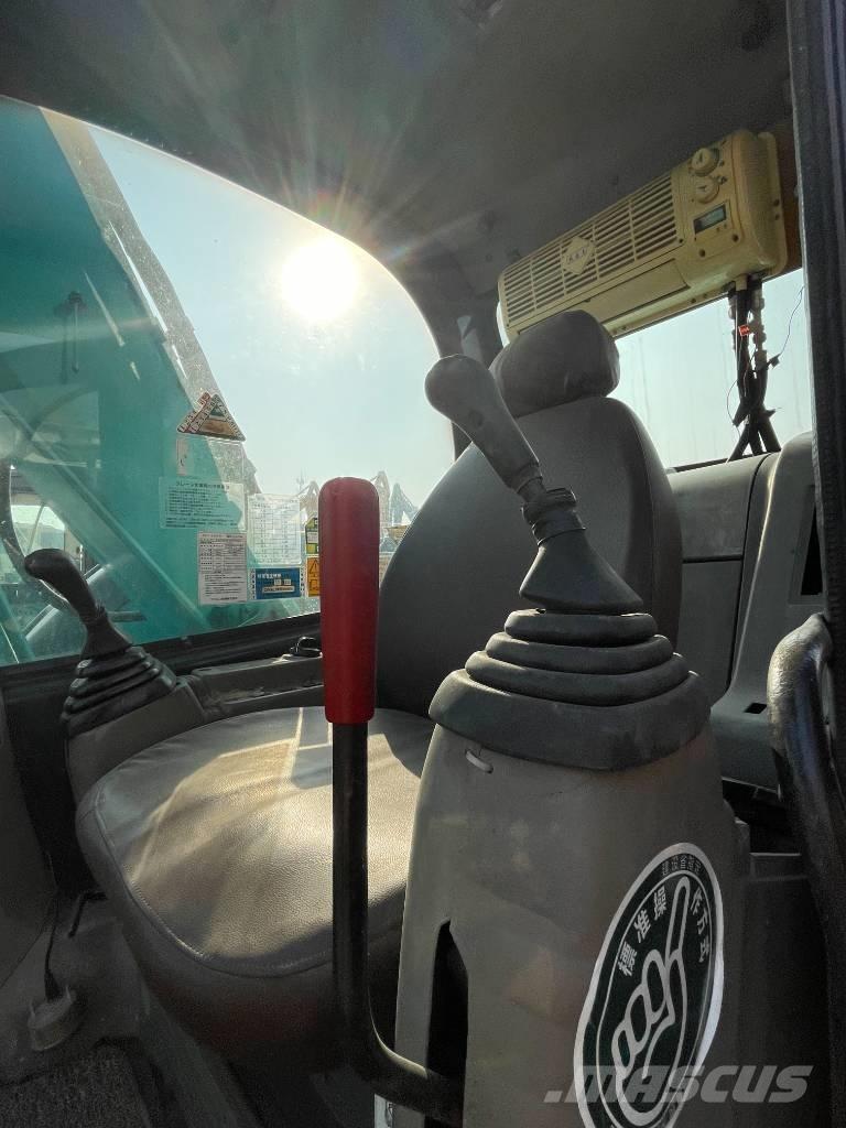 Kobelco SK 135 Гусеничные экскаваторы