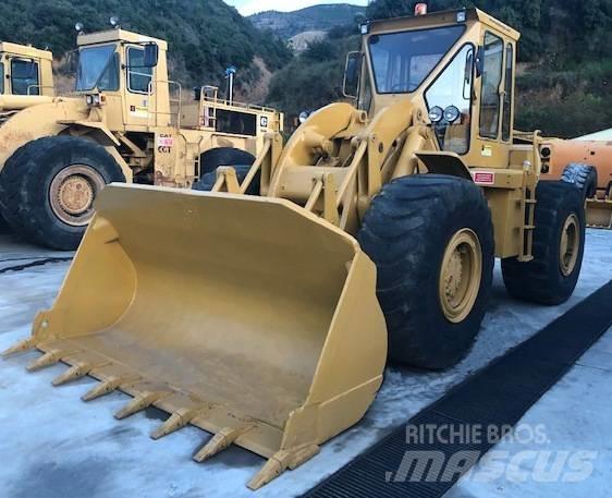 CAT 966 Фронтальные погрузчики