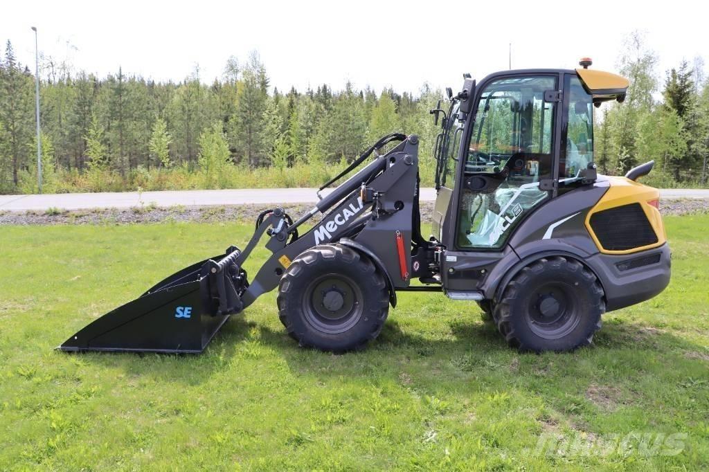 Mecalac MCL8 Фронтальные погрузчики