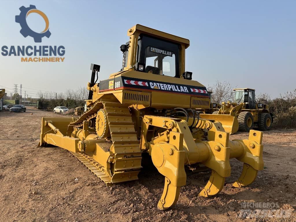 CAT D8R Гусеничные бульдозеры