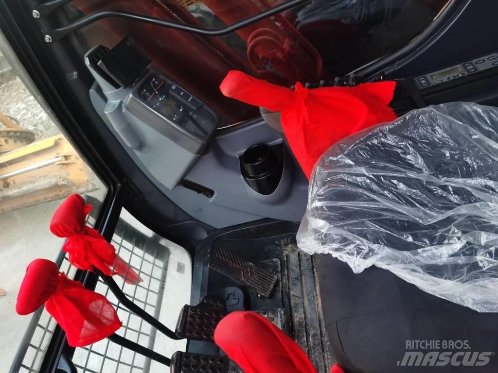 Hitachi ZX 200 Гусеничные экскаваторы