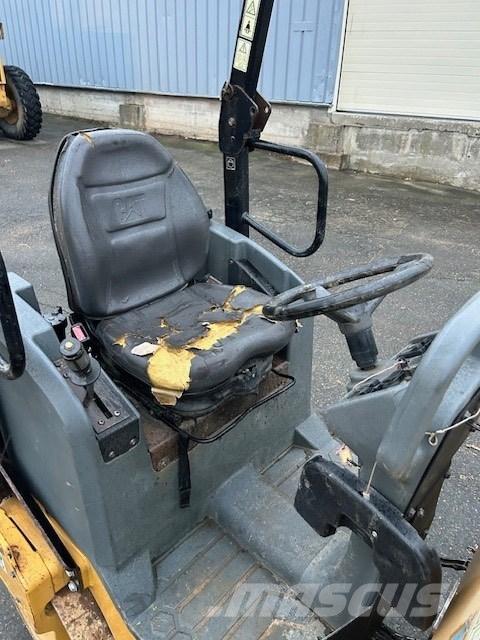 CAT CB 14 B Катки тротуарные