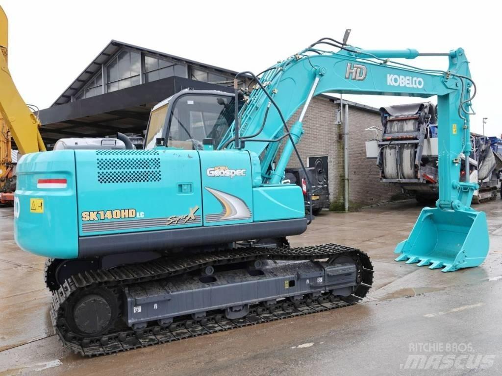 Kobelco SK 140 Гусеничные экскаваторы