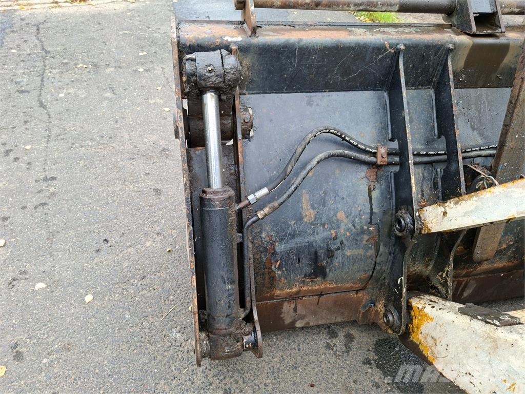 JCB 3CX SM 4X4 Строительная техника - Другие