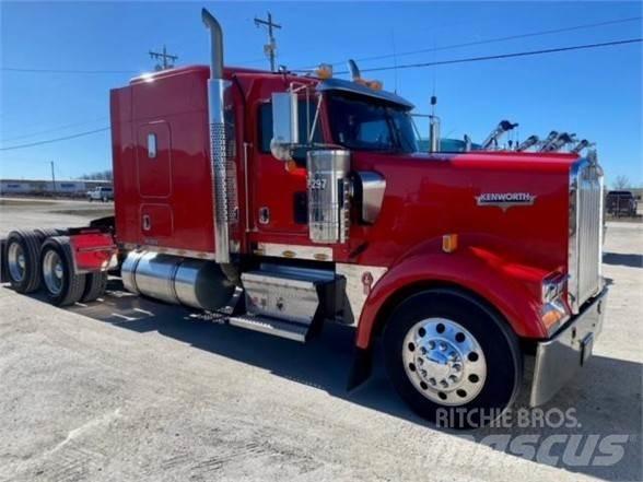 Kenworth W900L Седельные тягачи