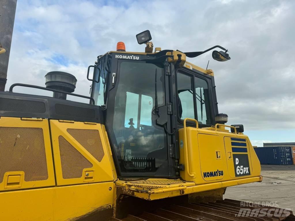 Komatsu D 65 PX-18 Гусеничные бульдозеры