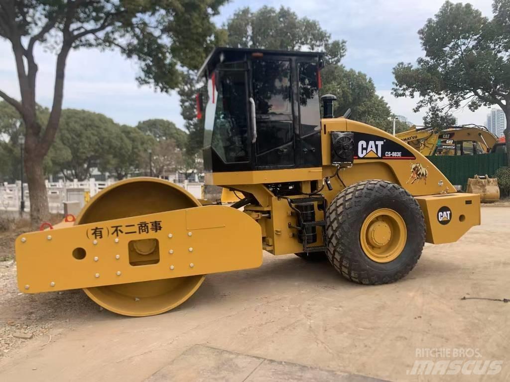 CAT CS 683 E Грунтовые катки