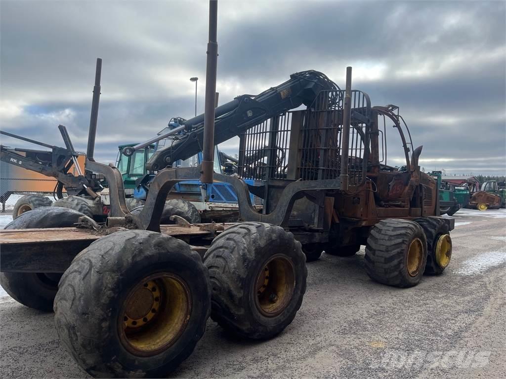 John Deere 1110E Форвардеры