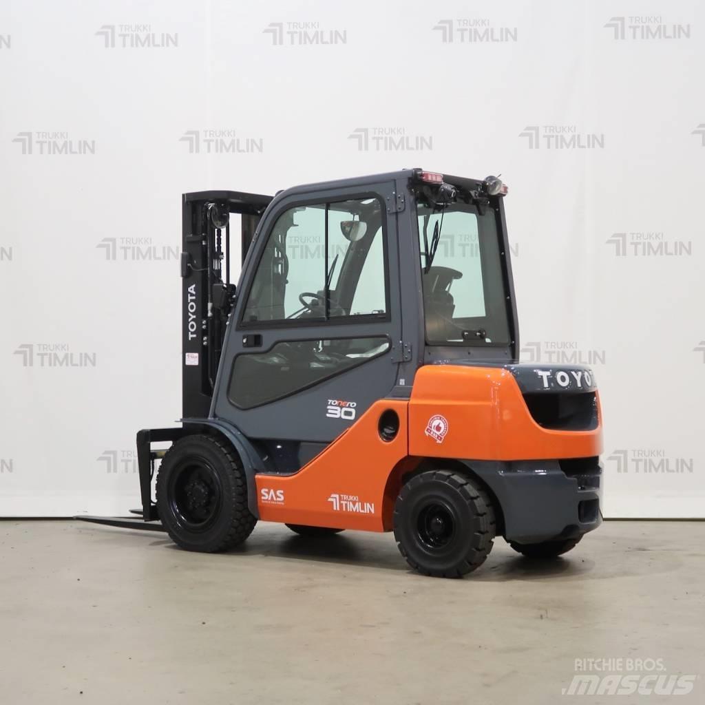 Toyota 02-8FDF30 Дизельные погрузчики