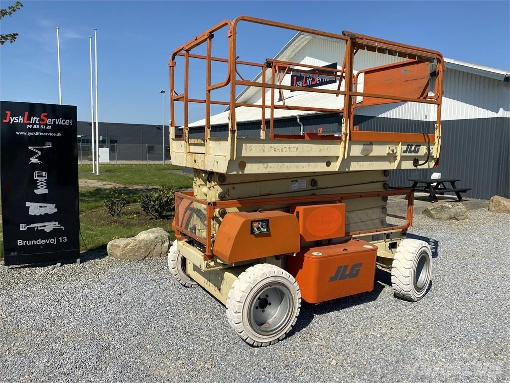 JLG 3969 E Ножничные подъемники