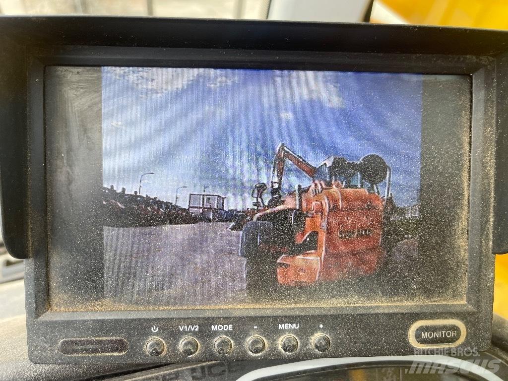 JCB 535-140 Телескопические погрузчики