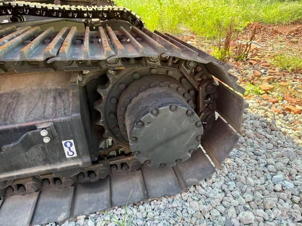 Hitachi ZX 210 Гусеничные экскаваторы