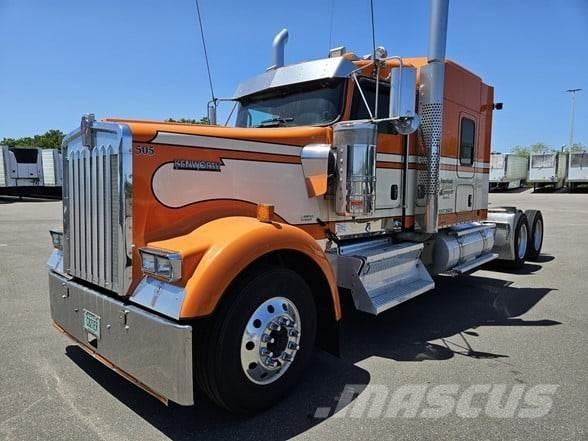 Kenworth W900 Седельные тягачи