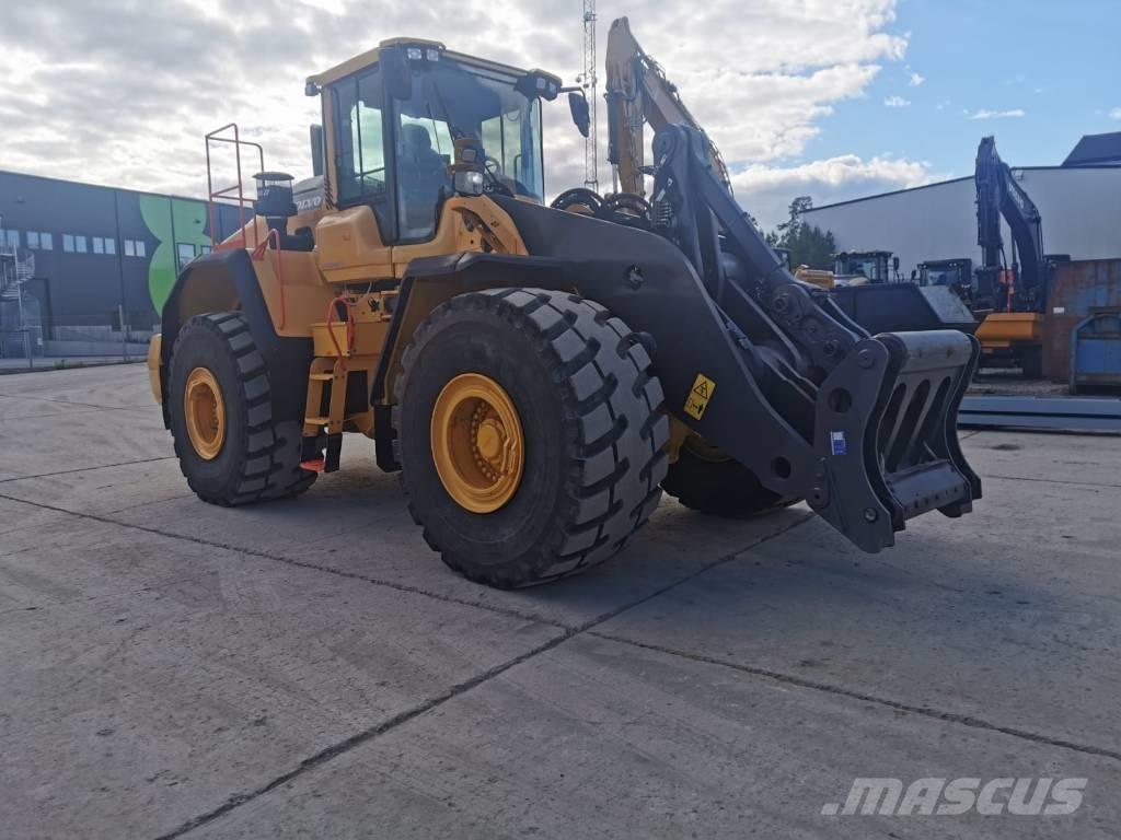 Volvo L 220 H Фронтальные погрузчики