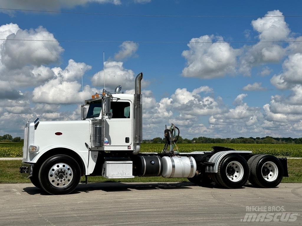 Peterbilt 388 Седельные тягачи