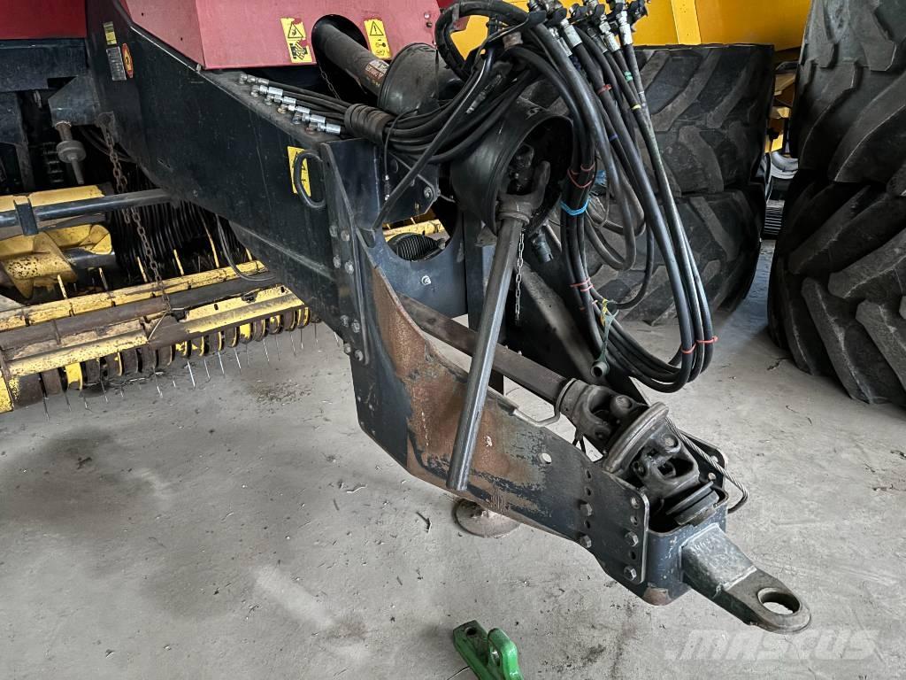 New Holland BB 940 Тюковые пресс-подборщики