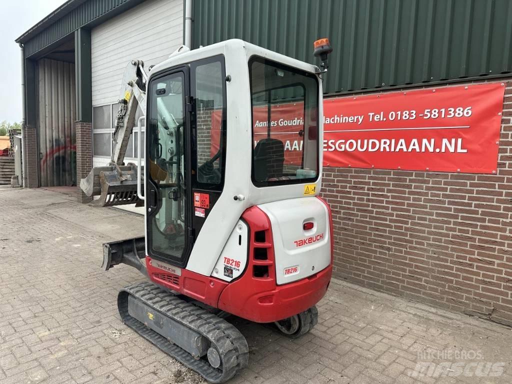 Takeuchi TB216 Мини-экскаваторы