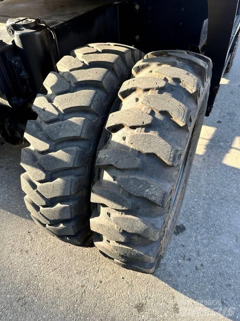 CAT M 318 F Колёсные экскаваторы