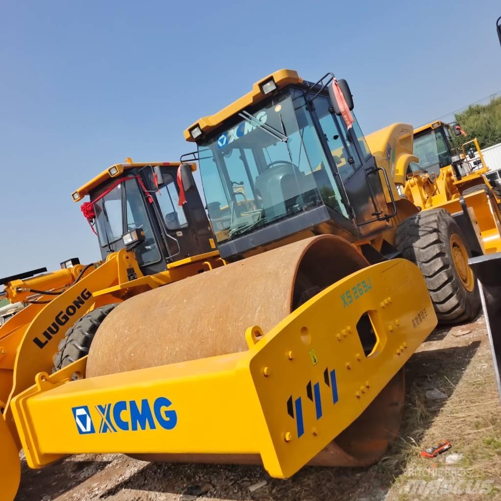 XCMG XS263J Грунтовые катки