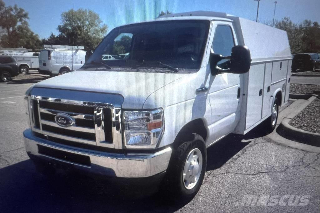 Ford E 350 Econoline Бортовые фургоны