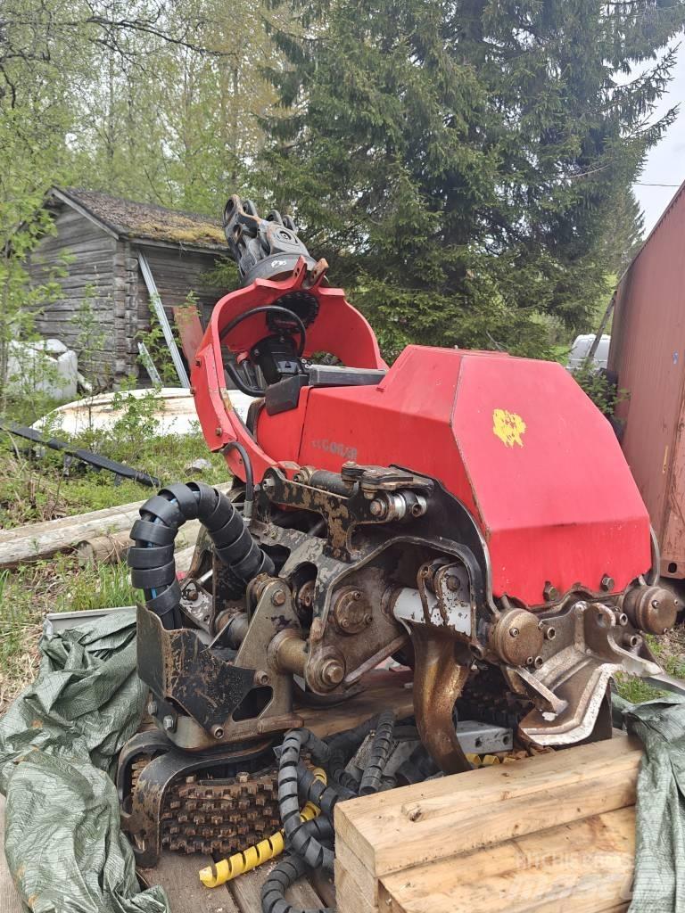 Komatsu C 93 Харвестерные головки