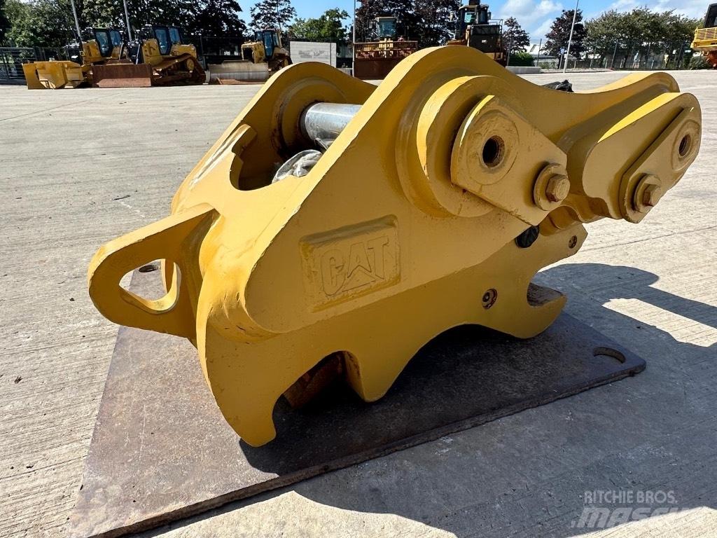 CAT 320 Квик-каплеры