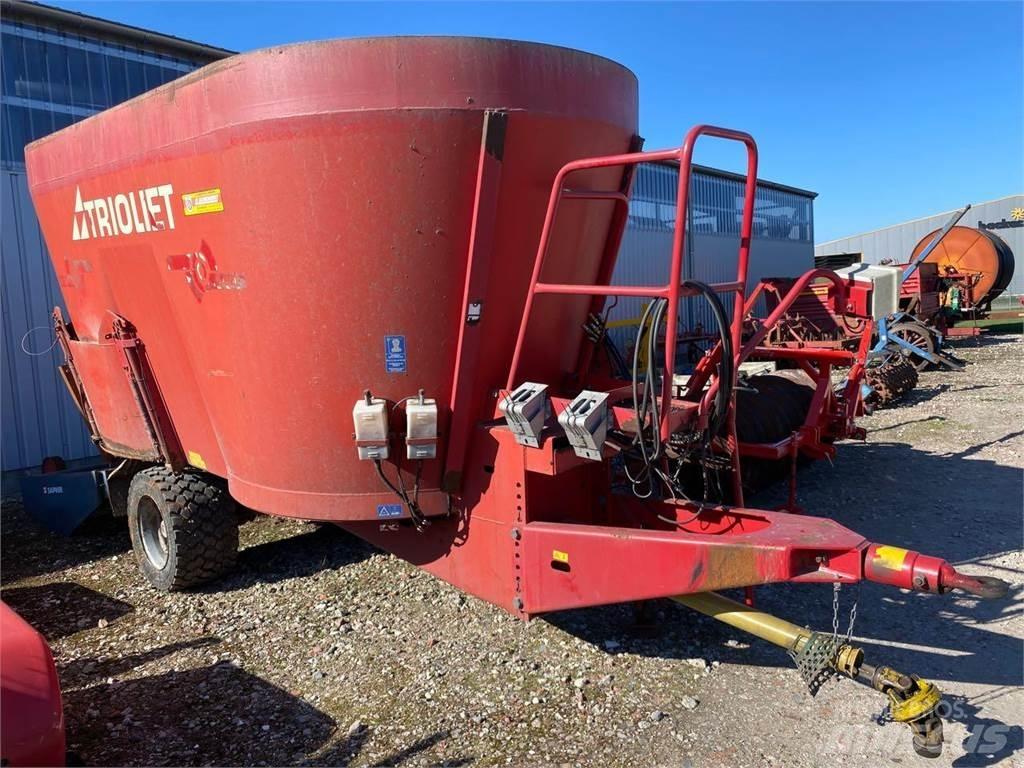 Trioliet SM2-12ZK Кормораздатчики