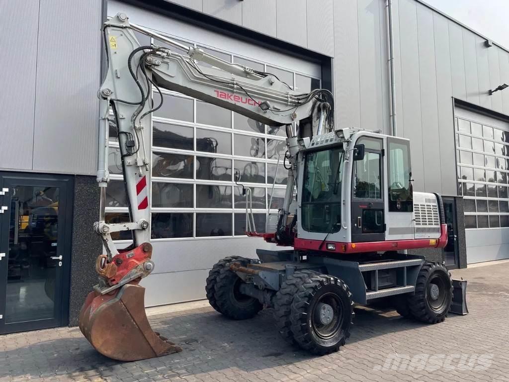 Takeuchi TB1160W Колёсные экскаваторы