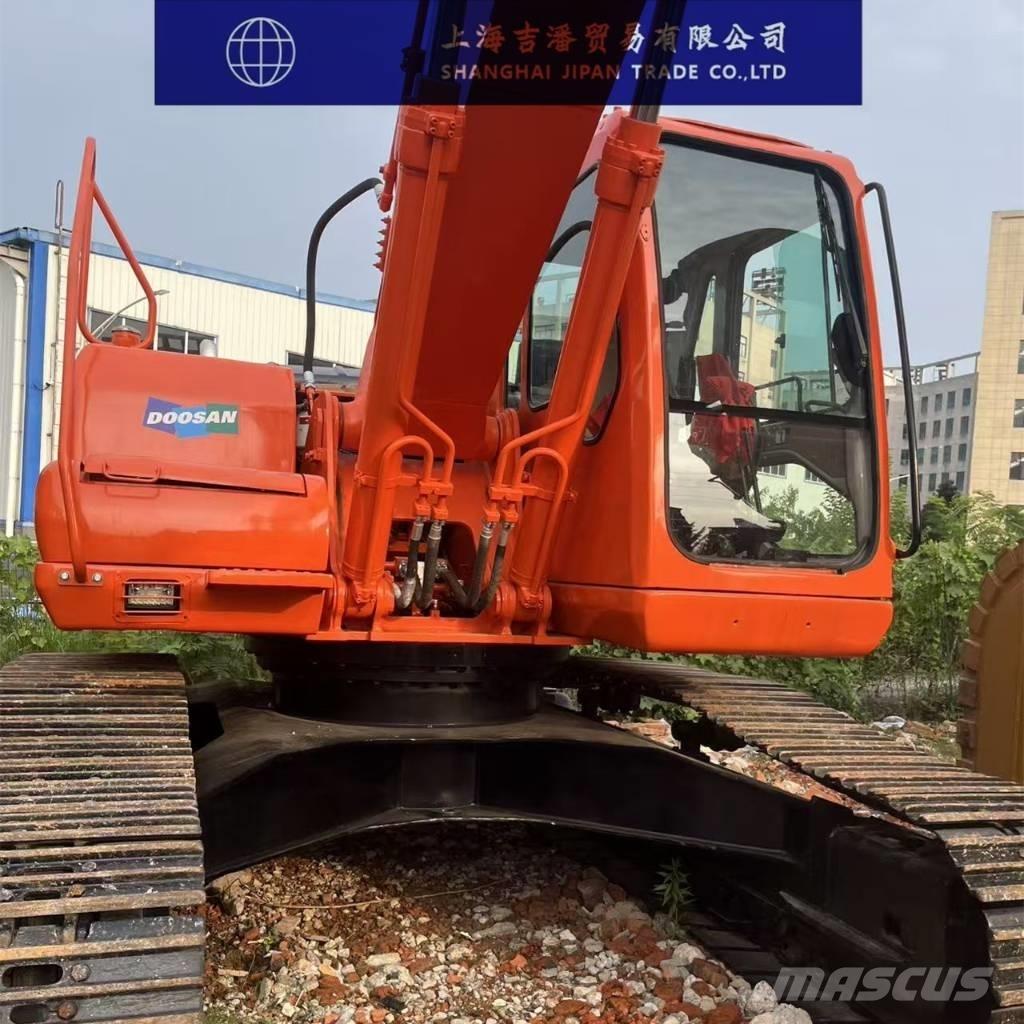 Doosan DH 225 Гусеничные экскаваторы