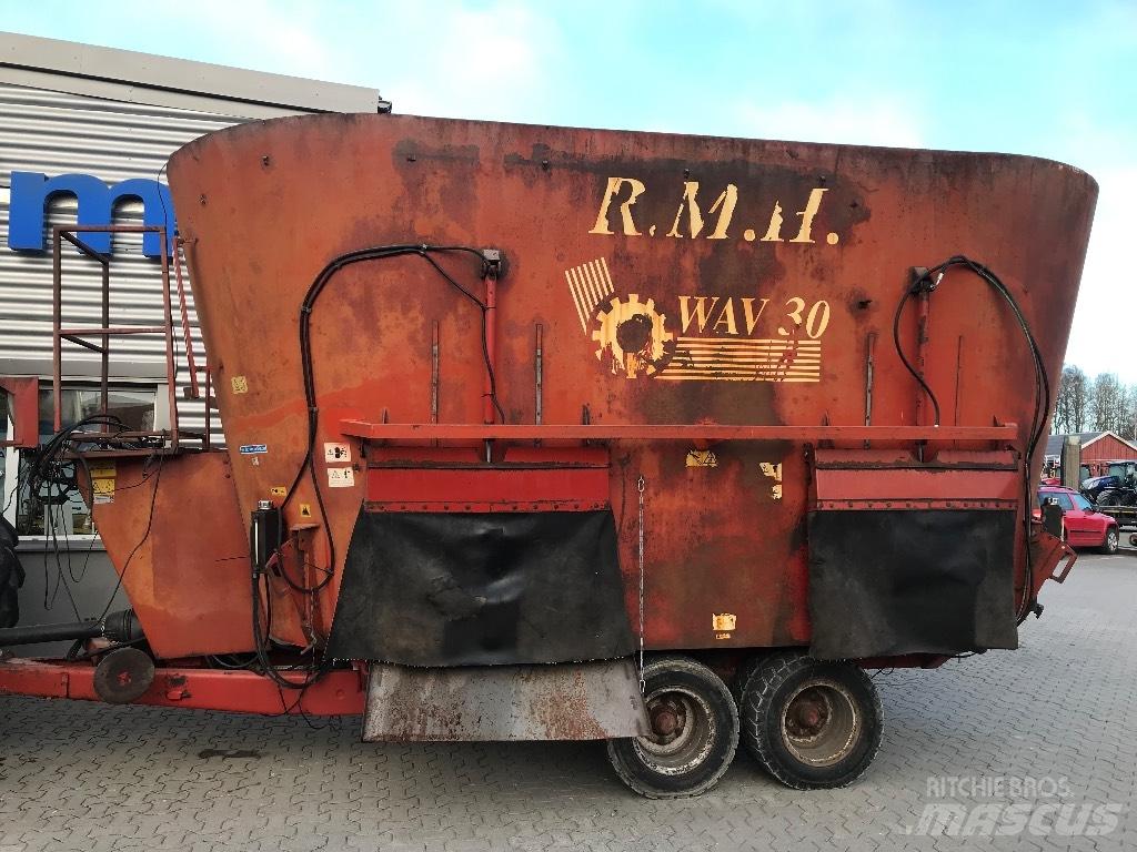  R.M.H WAV 30 Кормораздатчики