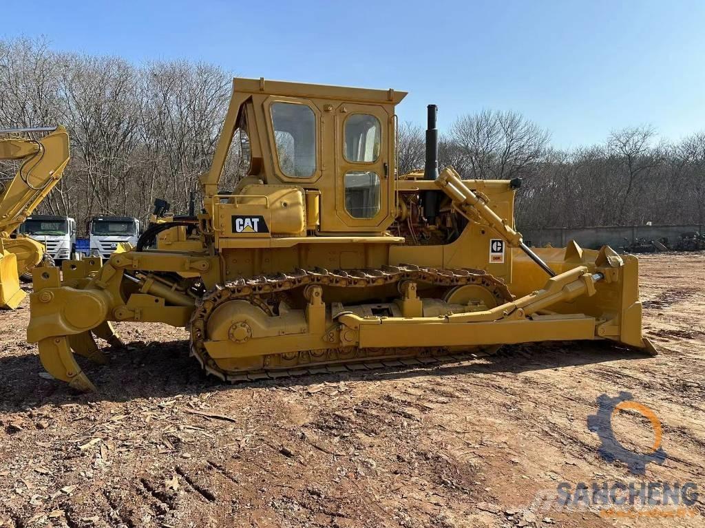 CAT D8K Гусеничные бульдозеры