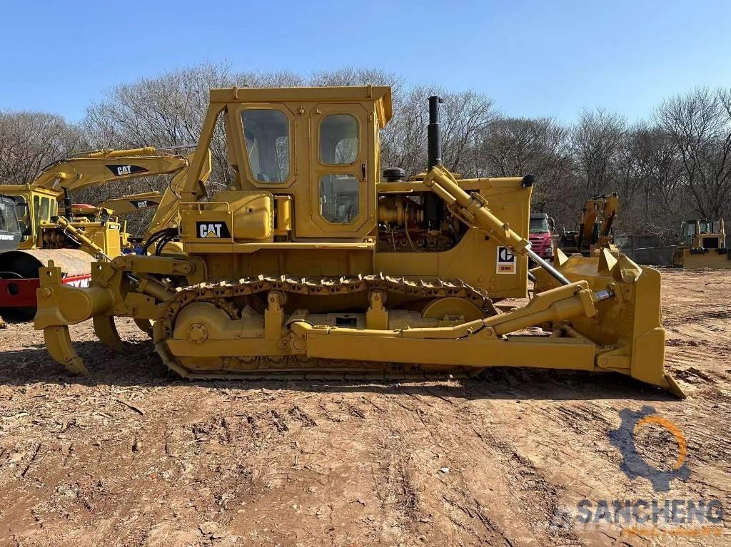 CAT D8K Гусеничные бульдозеры