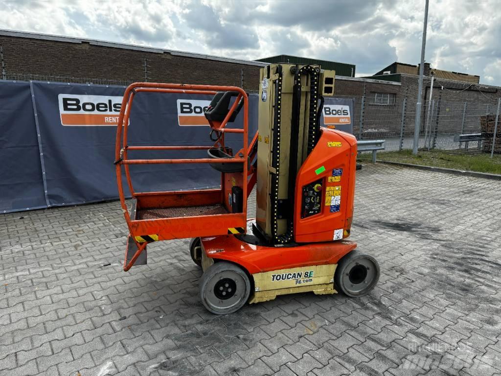 JLG T08E Вертикальные мачтовые подъемники