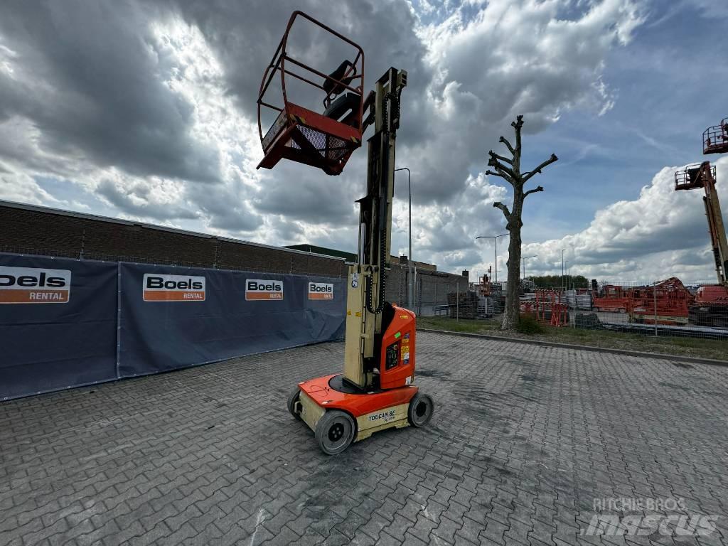 JLG T08E Вертикальные мачтовые подъемники